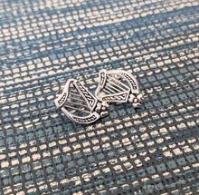 Load image into Gallery viewer, Sterling Silver Irish Harp Celtic Stud Earrings
