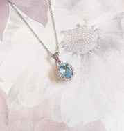 Solid Sterling Silver Genuine High Quality Topaz Classic Oval Pendant Necklace