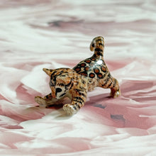 Load image into Gallery viewer, Bengal Kitten Cat Minifig Mini Figurine