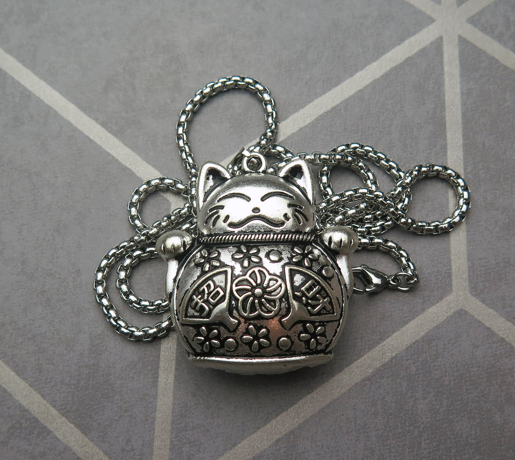 Large Titanium Maneki Neko Lucky Cat Pendant Necklace
