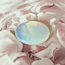 Load image into Gallery viewer, Opal Palm Stone