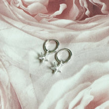 Load image into Gallery viewer, Sterling Silver Huggie Hoop Starfish Charm Earrings