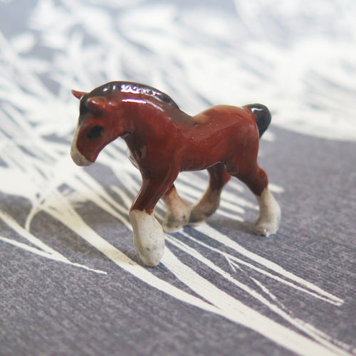 Chestnut Shire Horse Minifig Mini Figurine