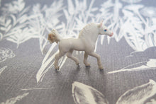 Load image into Gallery viewer, Elegant White Horse Minifig Mini Figurine