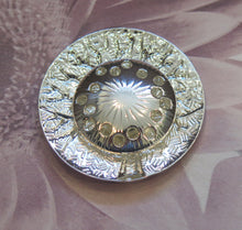 Load image into Gallery viewer, Celtic Tree of Life Silver Plated Magnetic Brooch