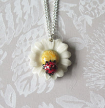Load image into Gallery viewer, Ladybird Daisy Flower Porcelain Pendant Necklace