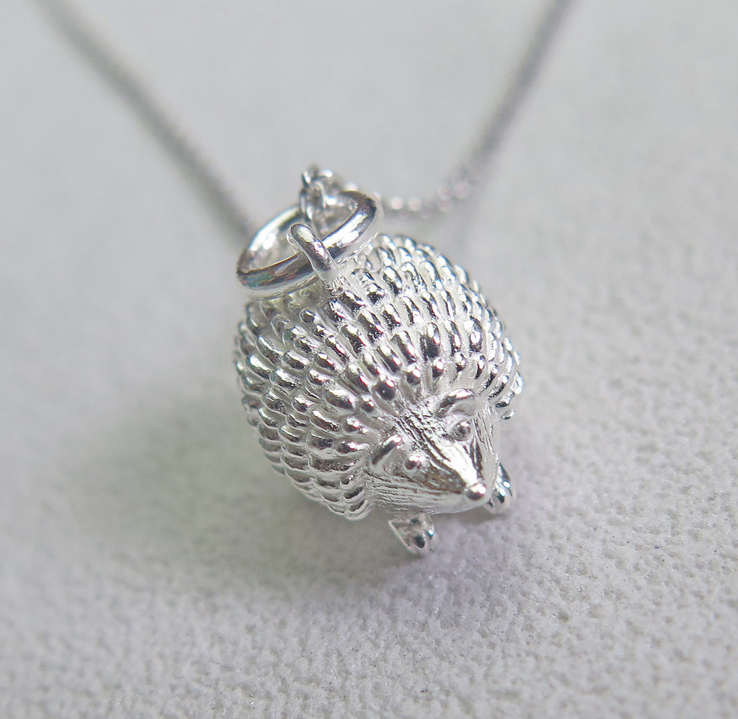 High Quality Solid 925 Sterling Silver Lucky Hedgehog Pendant Necklace